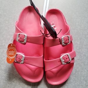 NEW Girls (6) Pink Buckle Sandals
